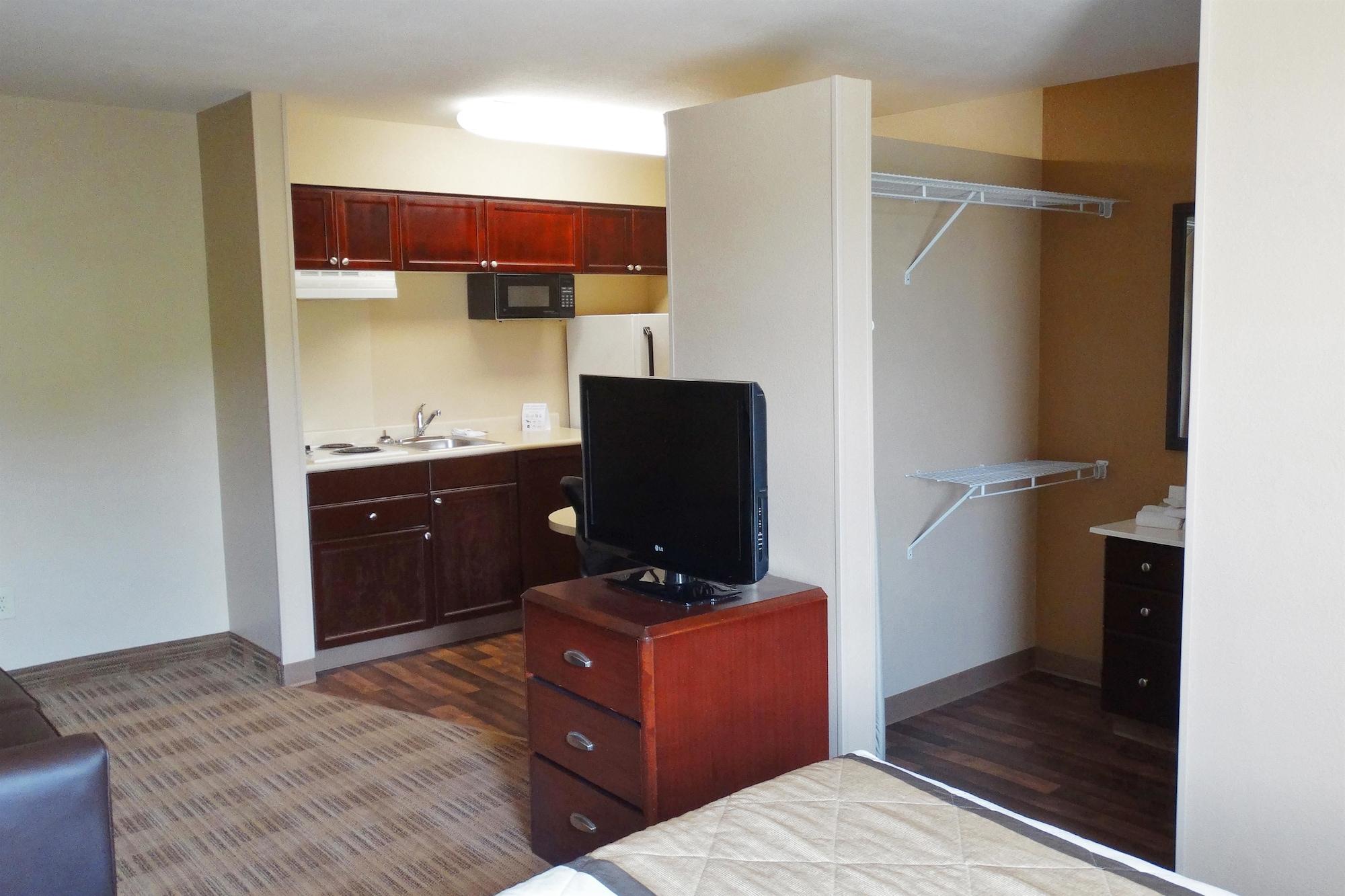 Extended Stay America Suites - Dallas - Vantage Point Dr Buitenkant foto